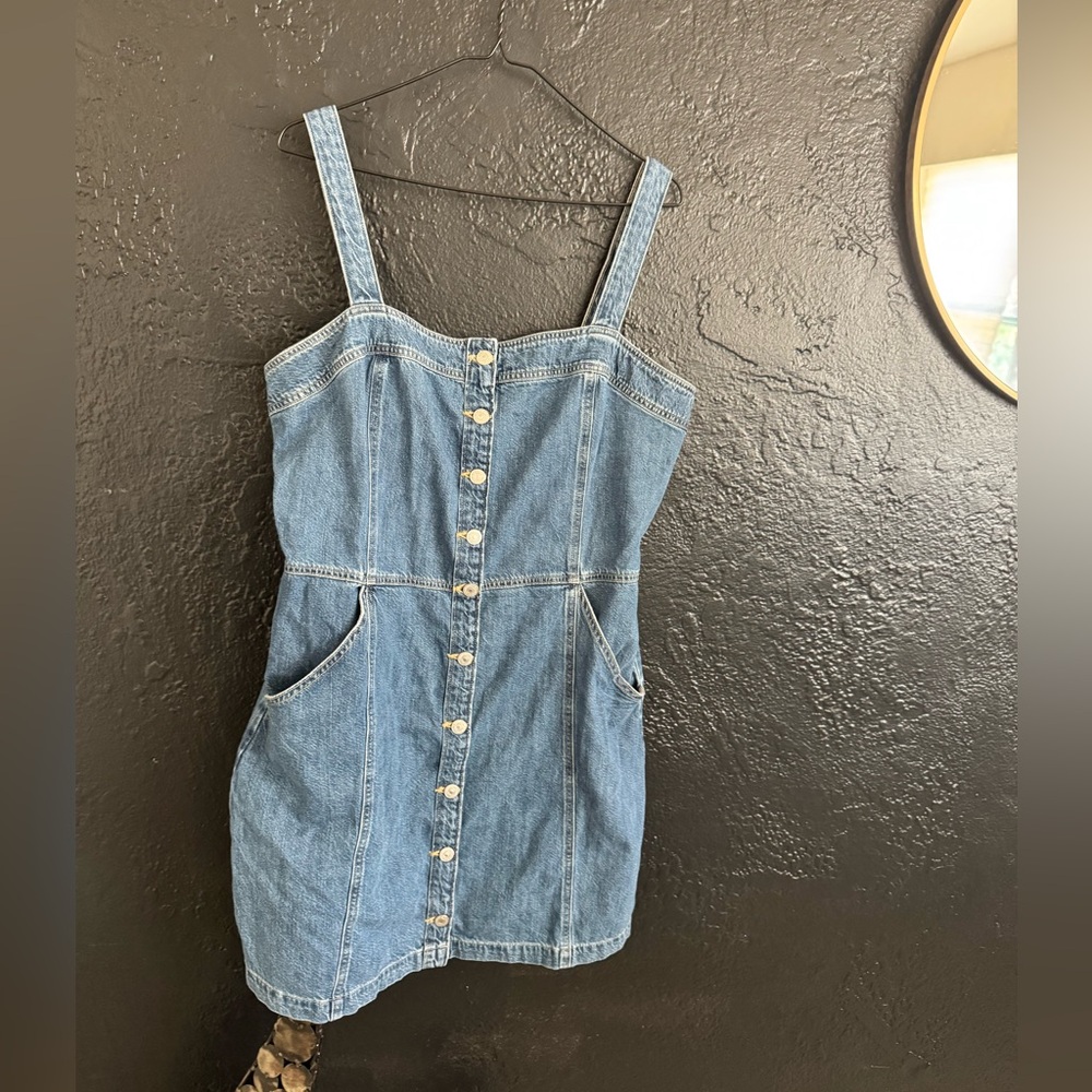 Levi’s denim SZ XL mini dress